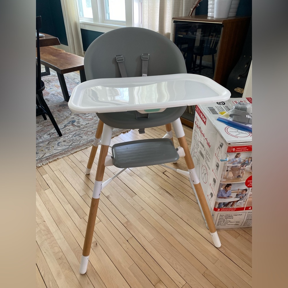 Skip Hop 4-in-1 high chair
